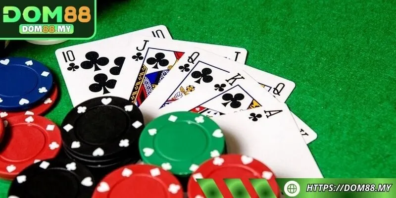 Poker omaha là biến thể sống độ với luật chơi cạnh tranh